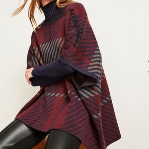 Red Navy short sleeve sweater Poncho